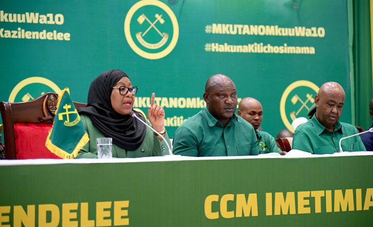 MWENYEKITI WA CCM TAIFA DKT. SAMIA AKIZUNGUMZA NA WAJUMBE WA MKUTANO MKUU WA 10 WA CCM JIJINI DODOMA