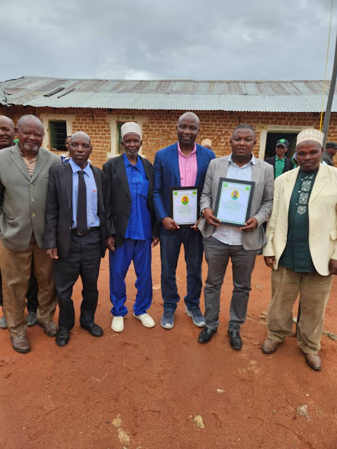 MBUNGE SINGIDA MJINI ATOA MILIONI 5 KUCHANGIA UJENZI WA ZAHANATI