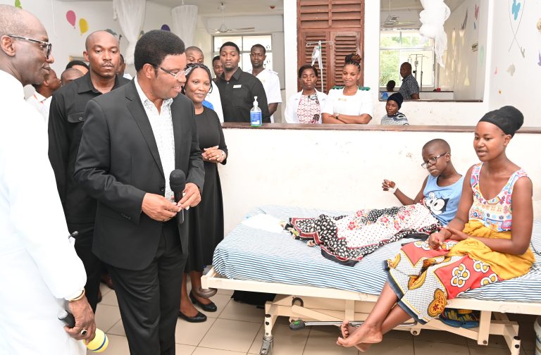 SERIKALI INAFANYA MABORESHO MAKUBWA MUHIMBILI-MAJALIWA