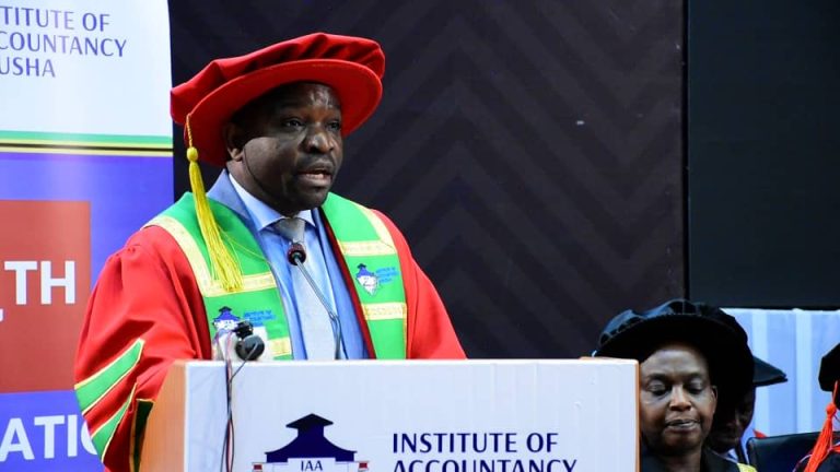 WITO WATOLEWA KWA VYUO NCHINI KUFANYA MABADILIKO YA MITAALA ILI KUWEZESHA UFUNDISHAJI KWA VITENDO.