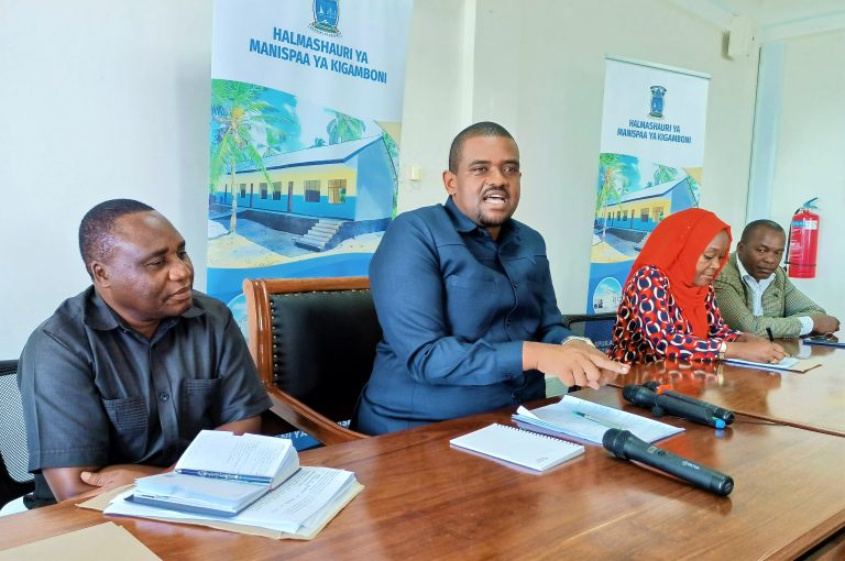 WAAJIRI TATUENI CHANGAMOTO YA UHABA WA WATUMISHI KWA KUBAINI NA KUWAENDELEZA WATUMISHI WENYE UJUZI ILI KUZIBA NAFASI KATIKA KADA ZENYE UHITAJI