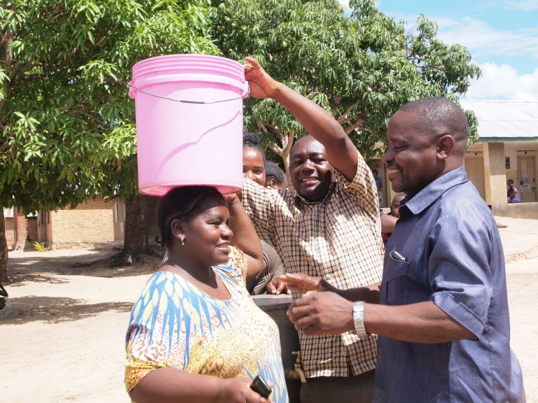 MRADI WA MAJI WASAIDIA KUBORESHA UTOAJI WA HUDUMA ZA AFYA KATA YA NKOMANG’OMBE WILAYANI LUDEWA