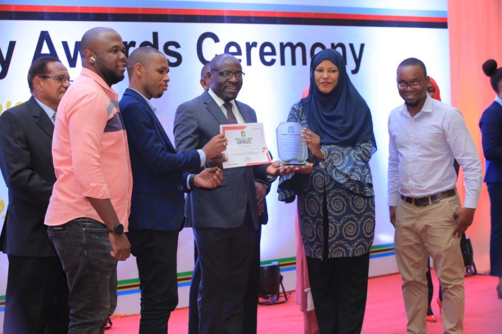 SERIKALI YAKABIDHI TUZO ZA KITAIFA ZA UBORA KWA WASHINDI WA MSIMU WA 2022/2023