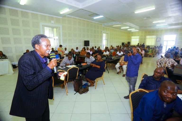 WALIMU NCHINI WATAKIWA KUPUNGUZA MATUMIZI YA VIBOKO NA VITISHO KWA WANAFUNZI