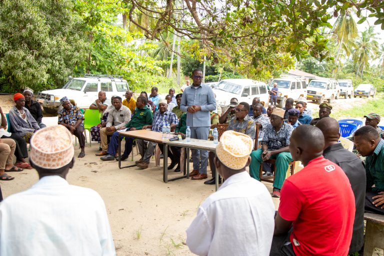 MAFIA KUNUFAIKA NA UJENZI WA MINARA YA MAWASILIANO