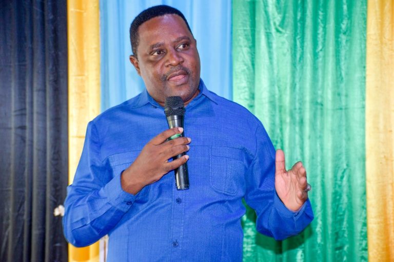 NIA YA MKOA WA PWANI KUFUNGUA MIUNDOMBINU YA BARABARA INAYOENDANA NA KASI YA UWEKEZAJI-RC KUNENGE