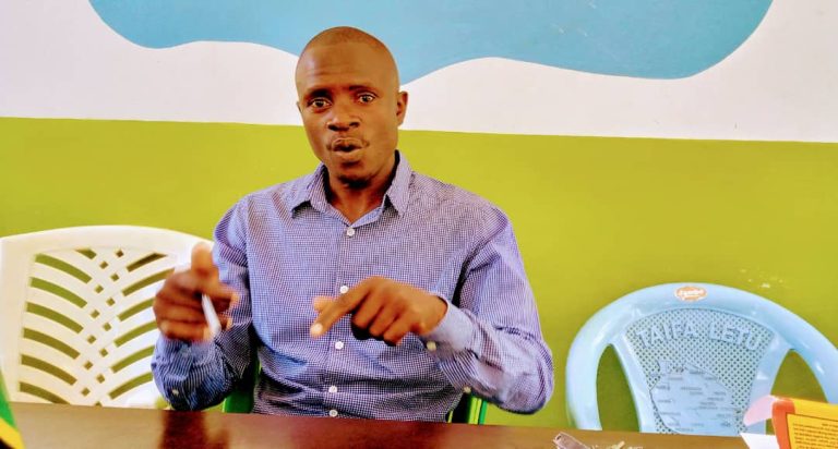 WAFANYABIASHARA KILOLELI WAMEIOMBA SERIKALI IWARUDISHE KWENYE MASOKO WALIOENDA KUFANYA BIASHARA MAENEO YASIYO RASMI 