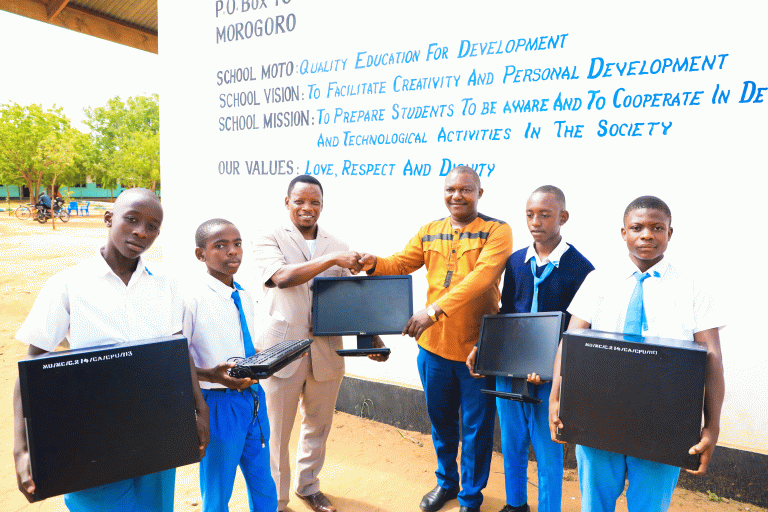 MZUMBE WAFURAHISHWA NA MAENDELEO YA SHULE YA KATA KINGO