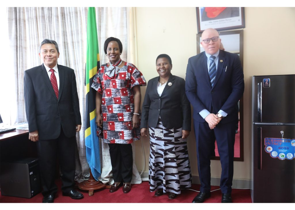 SENYAMULE AWAKARIBISHA MABALOZI DODOMA