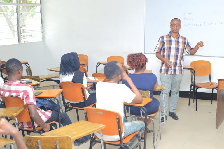 TGNP MTANDAO YATOA MAFUNZO YA USAWA JINSIA KWA WANAFUNZI SJMC