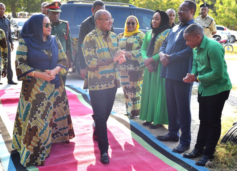 RAIS WA ZANZIBAR MHE.DK.HUSSEIN MWINYI AHUTUBIA MAADHIMISHO YA KILELE CHA SIKU YA VIJANA KIMATAIFA VIWANJA VYA MAISARA UNGUJA