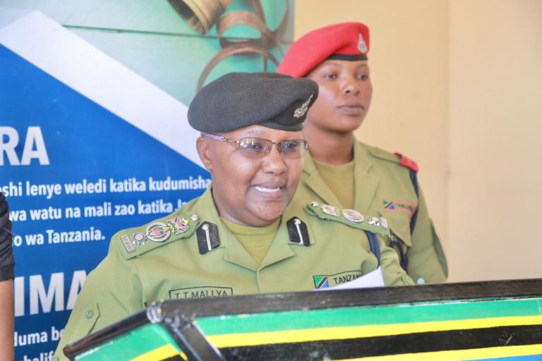 WATU 14 MIKONONI MWA JESHI LA POLISI SONGWE