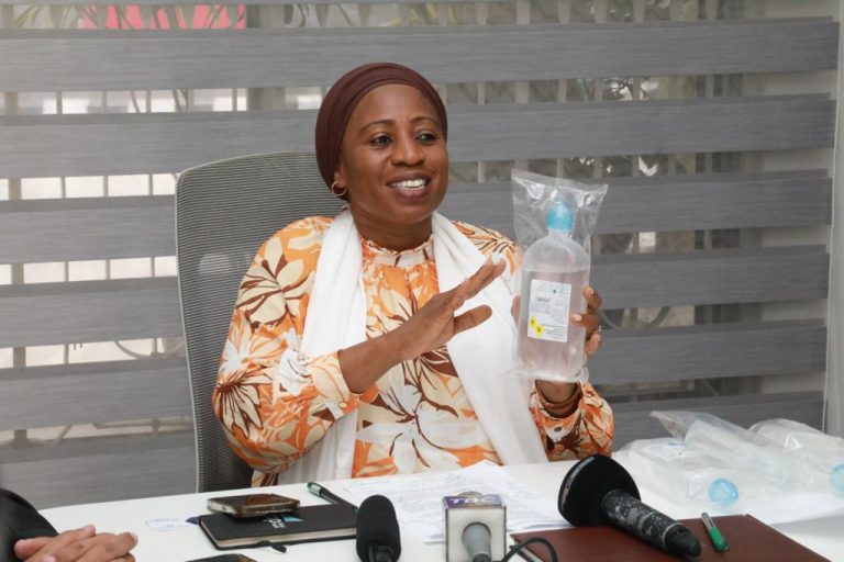 SERIKALI IMEDHAMIRIA KUVILINDA, KUVILEA NA KUVIBEBA VIWANDA VYA NDANI VYA DAWA