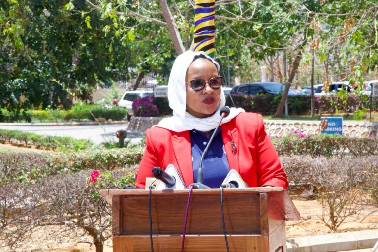 ZINGATIENI USALAMA WA AFYA YA MACHO MAHALA PA KAZI