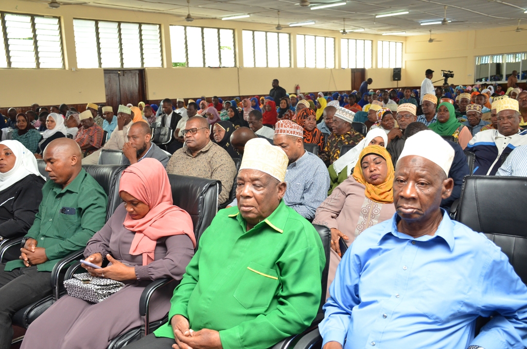 SERIKALI KUONGEZA UPATIKANAJI WA FURSA KASKAZINI PEMBA Full Shangwe Blog