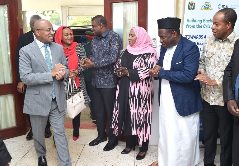 RAIS DK.HUSSEIN MWINYI AELEKEA NCHINI QATAR KUHUDHURIA MKUTANO WA KONGAMANO LA UCHUMI DOHA