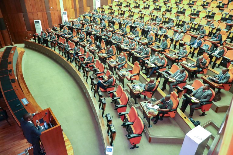 CHUO CHA TAIFA CHA ULINZI CHATEMBELEA BENKI KUU DAR ES SALAAM