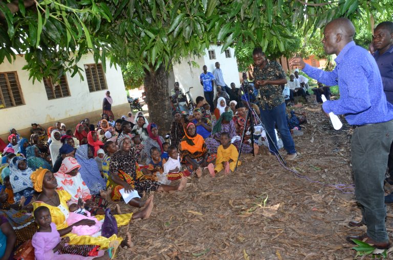 HOSPITALI YA WILAYANI TUNDURU YAPIGA MARUFUKU WAGANGA WA TIBA ASILI KUKUMBATIA WAGONJWA WA KIFUA KIKUU