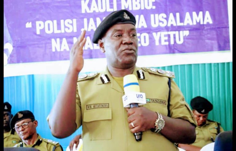 WAGANGA WA TIBA ASILI WAOMBA ELIMU ITOLEWE ZAIDI