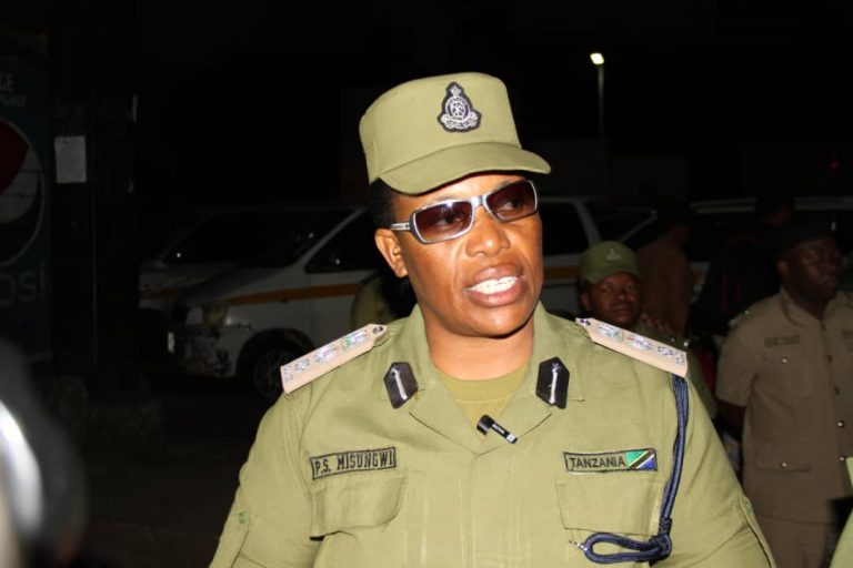 POLISI ARUSHA WAJIPANGA KWA ULINZI SIKUKUU YA KRISMASI KWA WAGENI WA NDANI NA NJE YA NCHI.