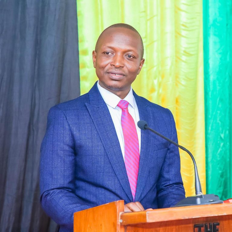 MKURUGENZI CMA AWATAKA WATUMISHI  KUFANYA KAZI KWA UZALENDO NA HAKI KULETA MAENDELEO MWAKA 2024.