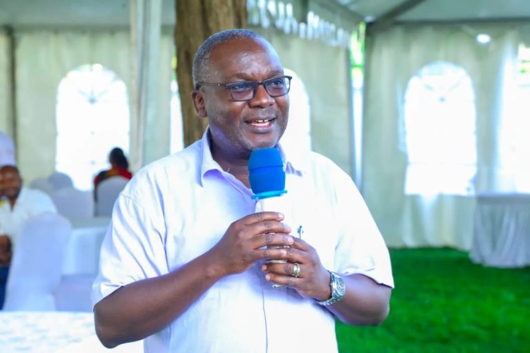 OFISI YA MKUU WA MKOA WA ARUSHA WASHERHEKEA MWAKA MPYA NA WATOTO WAISHIO KWENYE MAKAO