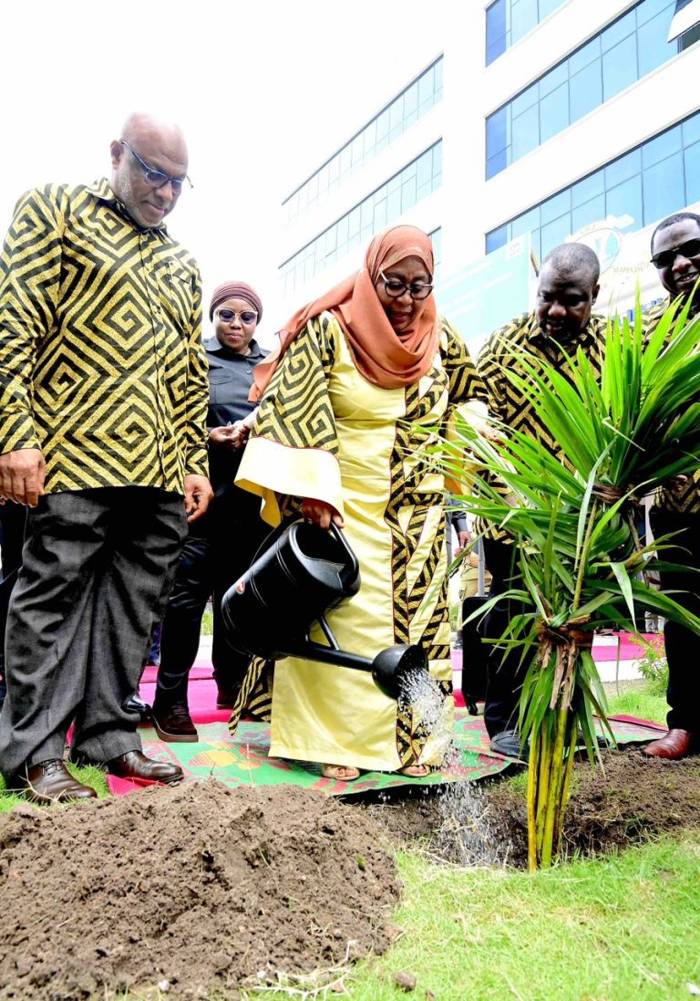 Rais Samia Afungua Hospitali Ya Rufaa Lumumba Ya Mkoa Wa Mjini Magharibi Zanzibar Full Shangwe