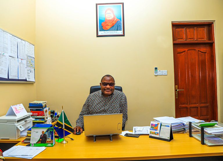SHULE YA SEKONDARI KOM YAJIVUNIA MATOKEO MAZURI KIDATO CHA NNE 2023