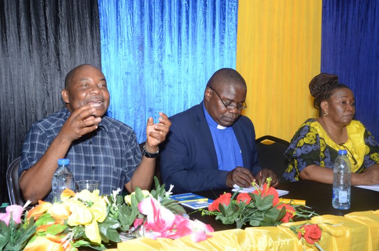SERIKALI WILAYANI LINDI YAAGIZA RUWASA KUZIFUNGUA MITA ZA PRE PAID TAASISI ZA SERIKALI NA BINAFSI ILI KUDHIBITI UPOTEVU WA MAJI NA MAPATO