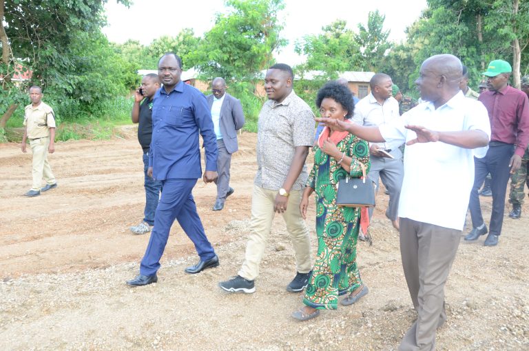 MRADI WA UJENZI WA BANDARI  MPYA YA MBAMBABAY WILAYANI NYASA WAANZA