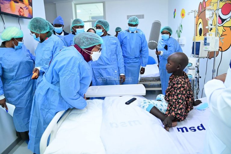 RAIS SAMIA ATOA BILIONI 1 KUGHARAMIA WATOTO 20 WA SELIMUNDU