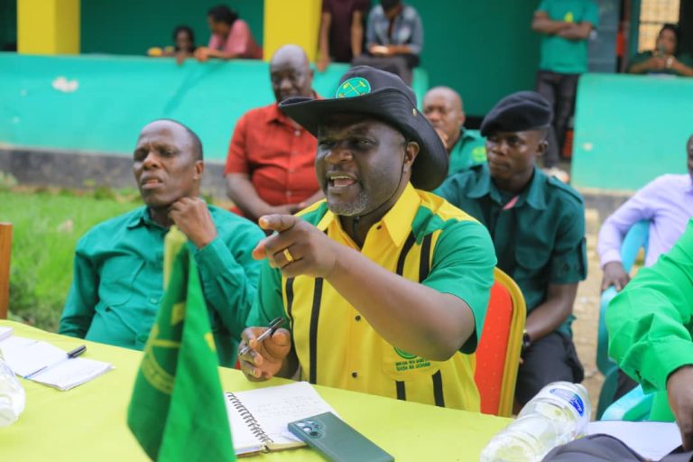 CCM MBEYA YAMALIZA MGOGORO WA SOKO KYELA, WAFANYABIASHARA KUENDELEA NA SHUGHULI ZAO