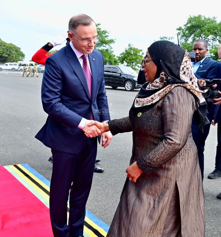 RAIS DKT. SAMIA AMPOKEA RAIS  DUDA WA POLAND IKULU