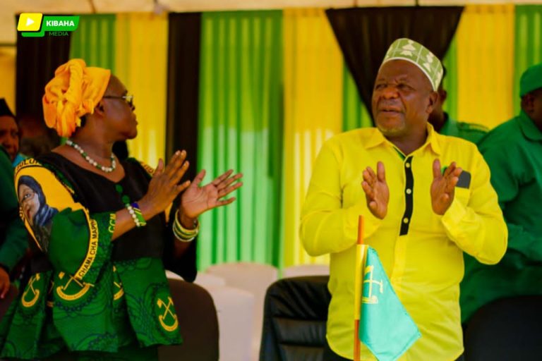 MWENYEKITI WA CCM PWANI AKEMEA VIKALI VIONGOZI WENYE LUGHA CHAFU