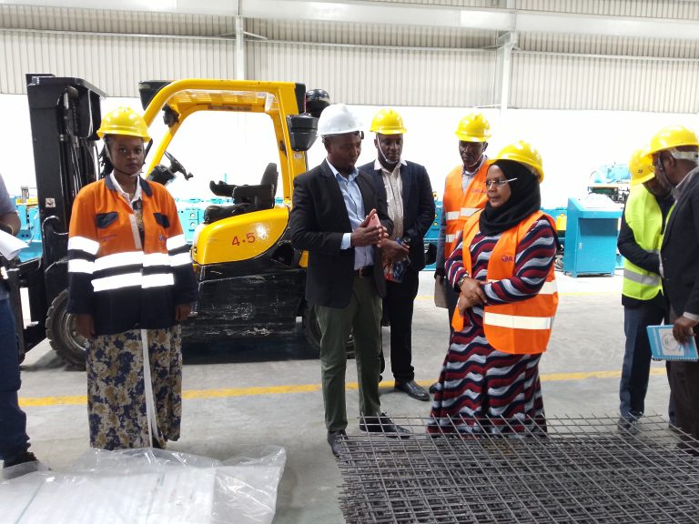 WAZIRI KIJAJI AZITAKA BRELA NA WMA KUPITA KWENYE VIWANDA VYOTE NCHI VINAVYOZALISHA BIDHAA ZA MABATI