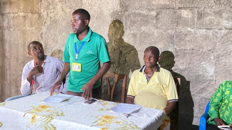 WANANCHI ZAIDI YA 400 KIJIJI CHA SINGA MOSHI WATAKA BODI YAO YA MAJI KUVUNJWA