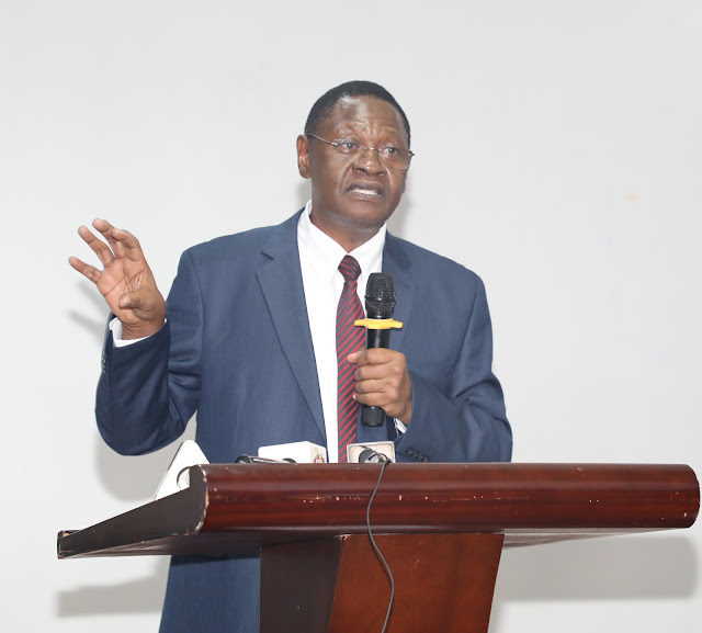 MAJAJI WAFAWIDHI WA MAHAKAMA KUU YA TANZANIA WAKUTANA MKOANI ARUSHA .