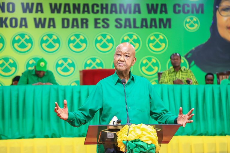 PICHA: MAKAMU M/KITI CCM AZUNGUMZA WANACHAMA WA CCM MKOA WA DSM 