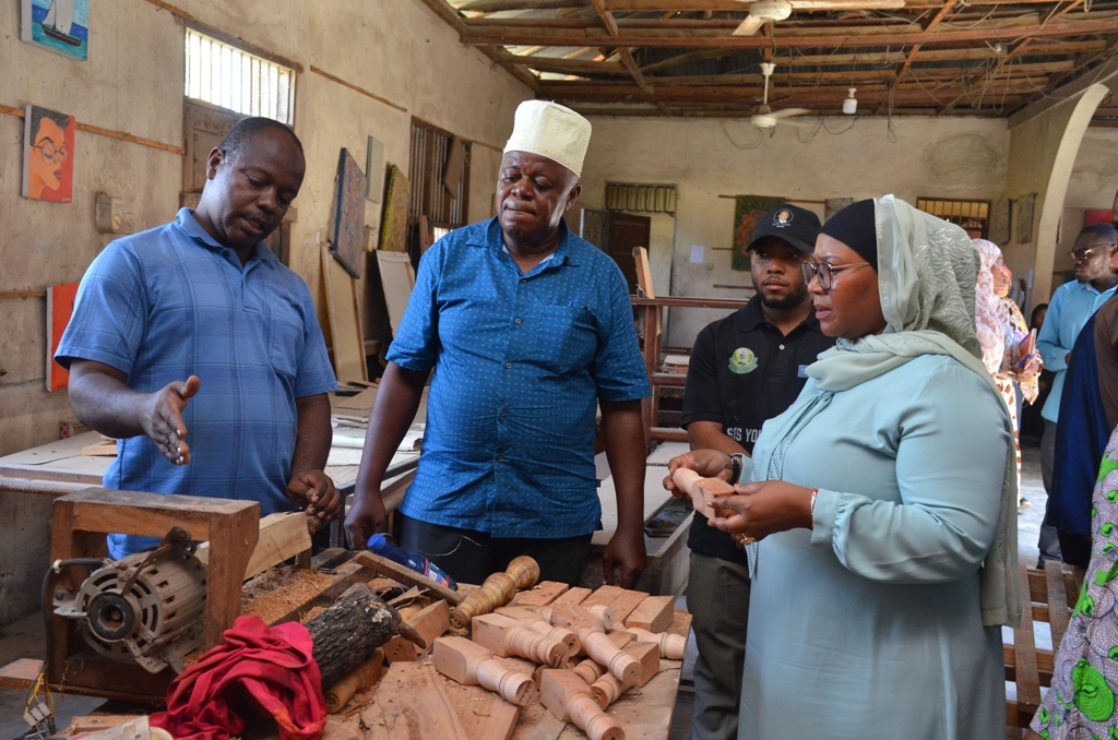 TABIA AIBUKA KATIKA TAASISI ZAKE KUANGALIA UTENDAJI KAZI – Full Shangwe ...