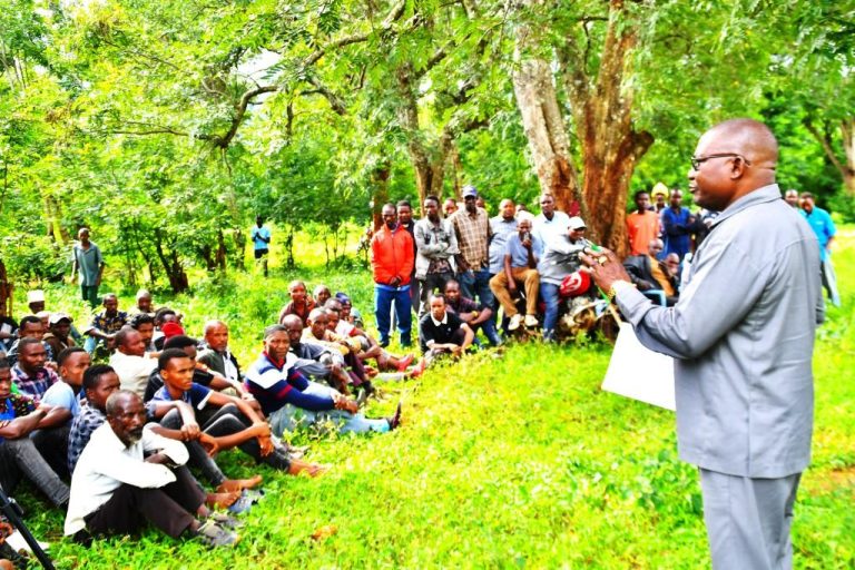 NAIBU WAZIRI PINDA AWATULIZA WANANCHI MGOGORO WA MASHAMBA BABATI