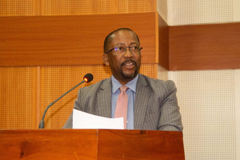 MAAFISA SHERIA NA RASILIMALIWATU WATAKIWA KUTUMIA SHERIA, KANUNI, TARATIBU NA MIONGOZO KATIKA KUSHUGHULIKIA MASUALA YA KIUTUMISHI