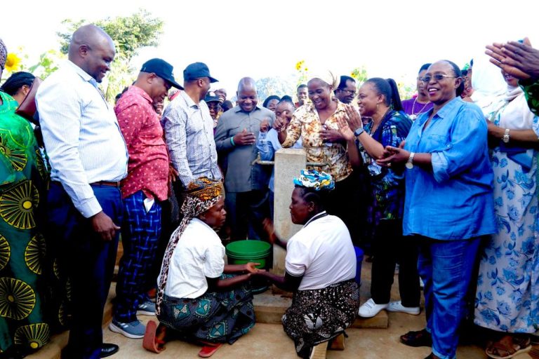 WIZARA YA MAJI YAIKOSHA KAMATI YA BUNGE KWA UTEKELEZAJI WA MRADI WA MAJI WA ITAGUTWA