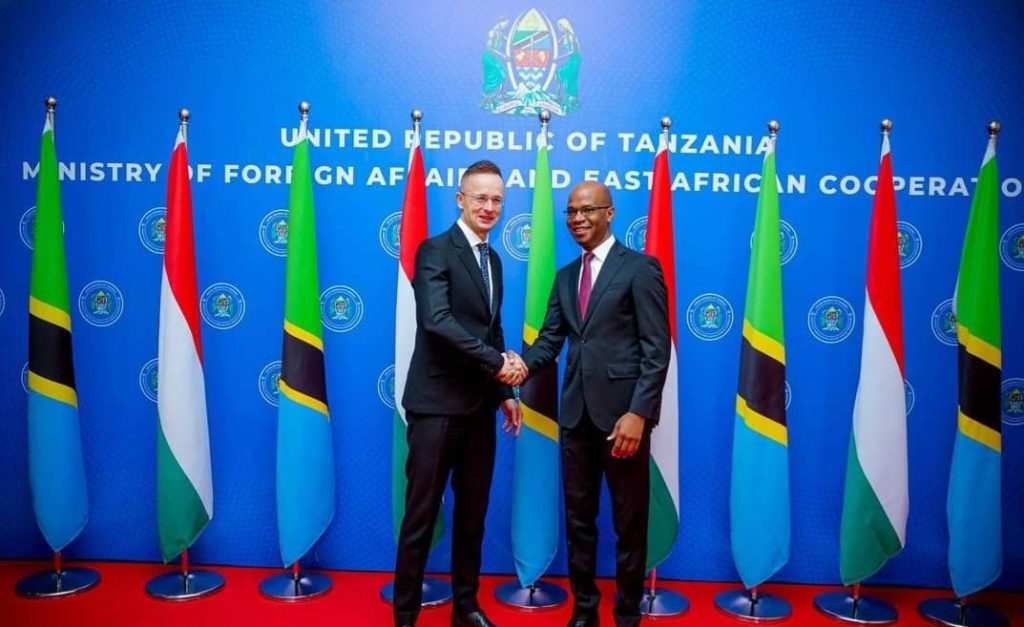 SERIKALI ZA TANZANIA NA HUNGARY ZAINGIA MKATABA WA USHIRIKIANO SEKTA YA MAJI
