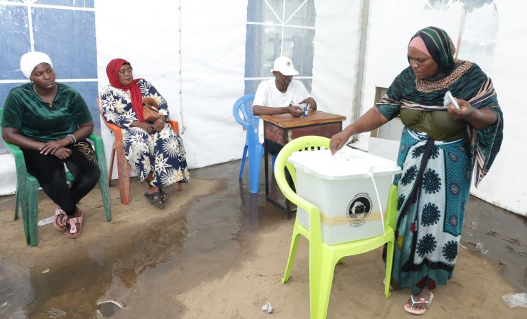 KIMBIJI WAPIGA KURA KATIKA UCHGUZI WA DIWANI