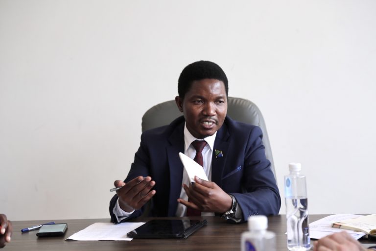 WAZIRI JAFO AFUNGUA MILANGO KWA WADAU WA MAZINGIRA