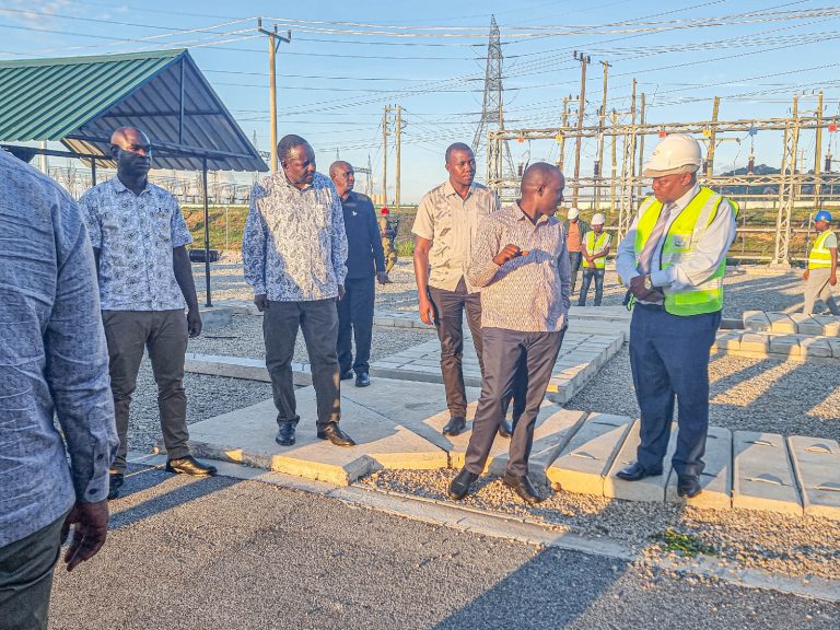 BAADA YA UKAGUZI KIDATU, DKT. BITEKO ATUA KITUO CHA KUPOZA UMEME CHA ZUZU DODOMA