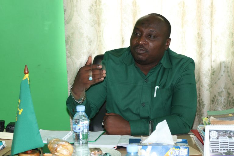 CDE-MBETO: AMPONGEZA DKT.SAMIA KWA KUTUNUKIWA Phd ya UCHUMI