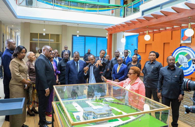 MAKAMU WA RAIS AZINDUA JENGO LA UCSAF DODOMA