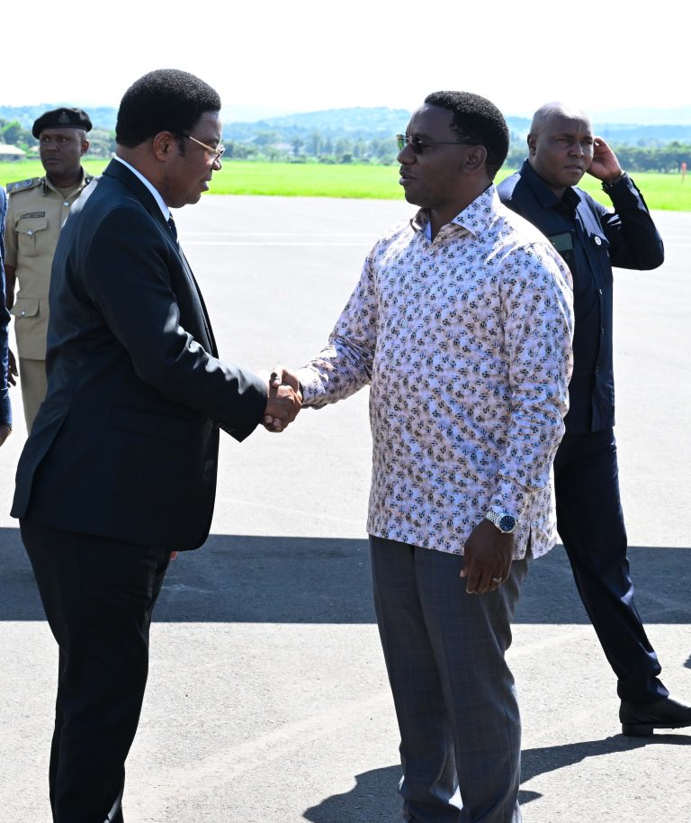 NIMERIDHISHWA NA MAANDALIZI YA MAADHIMISHO YA MEI MOSI-MAJALIWA