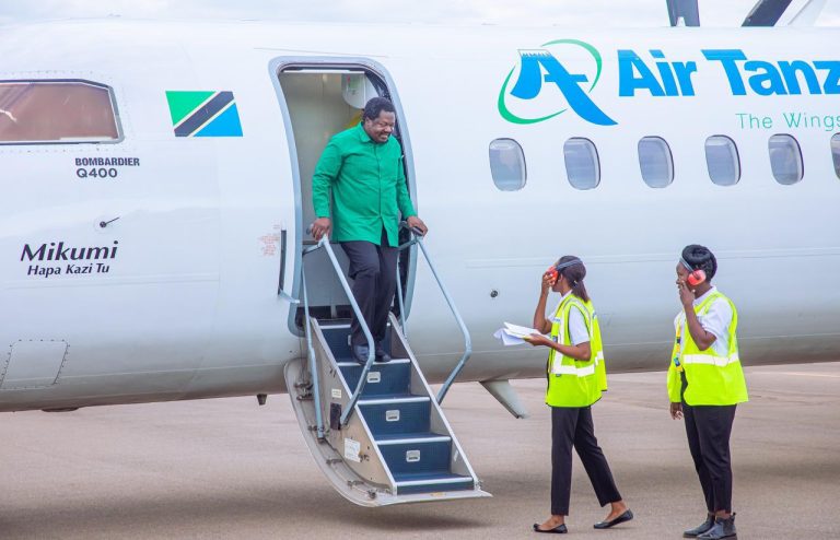 KATIBU MKUU WA CCM AWASILI MKOANI KATAVI KWA ZIARA YA KIKAZI